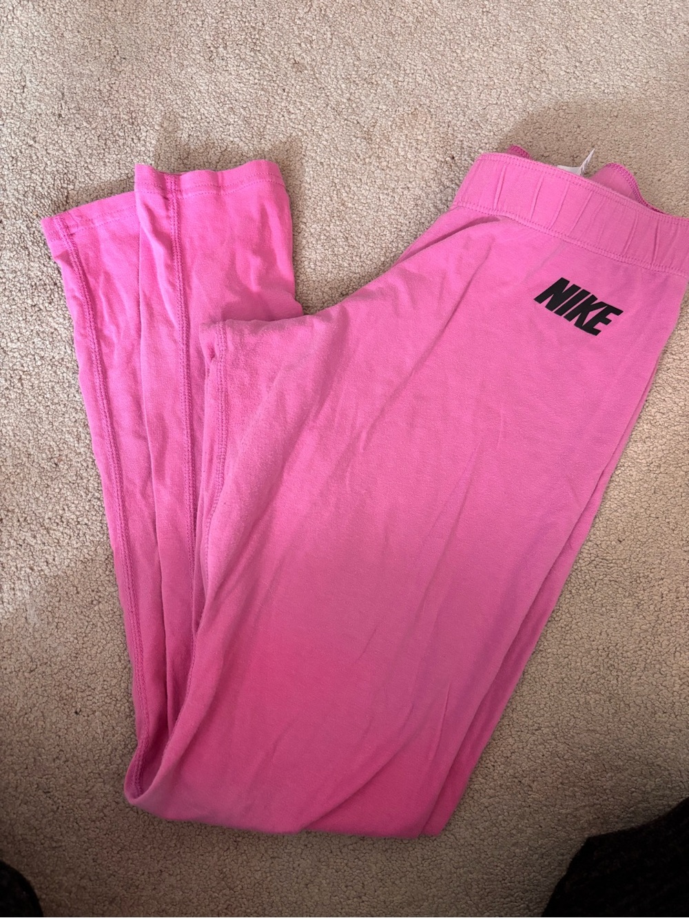 Nike Pink leggings with Logo